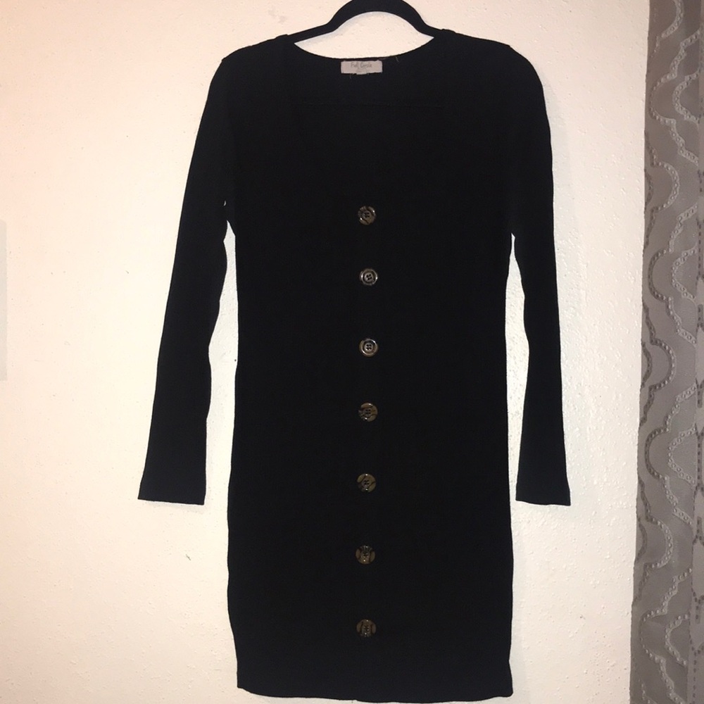 Long sleeve Button Dress!